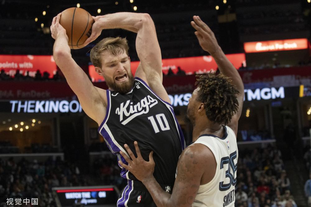 强劲的加拿 强劲的加拿