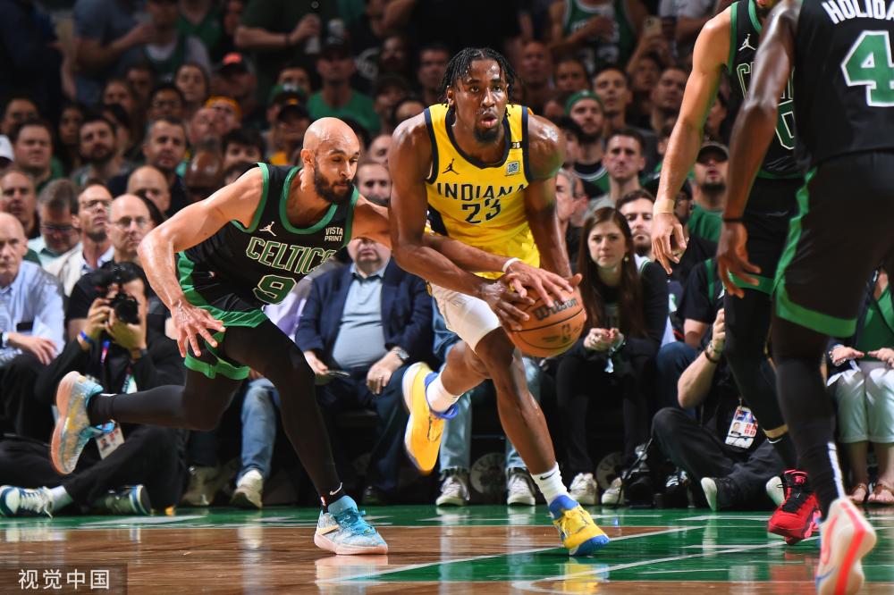 在社交媒体 在社交媒体