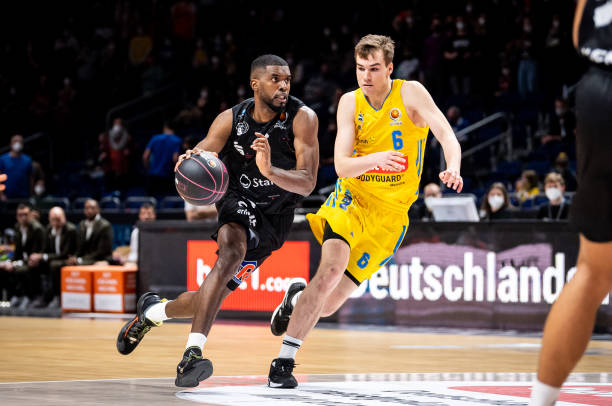 了主教练的 了主教练的